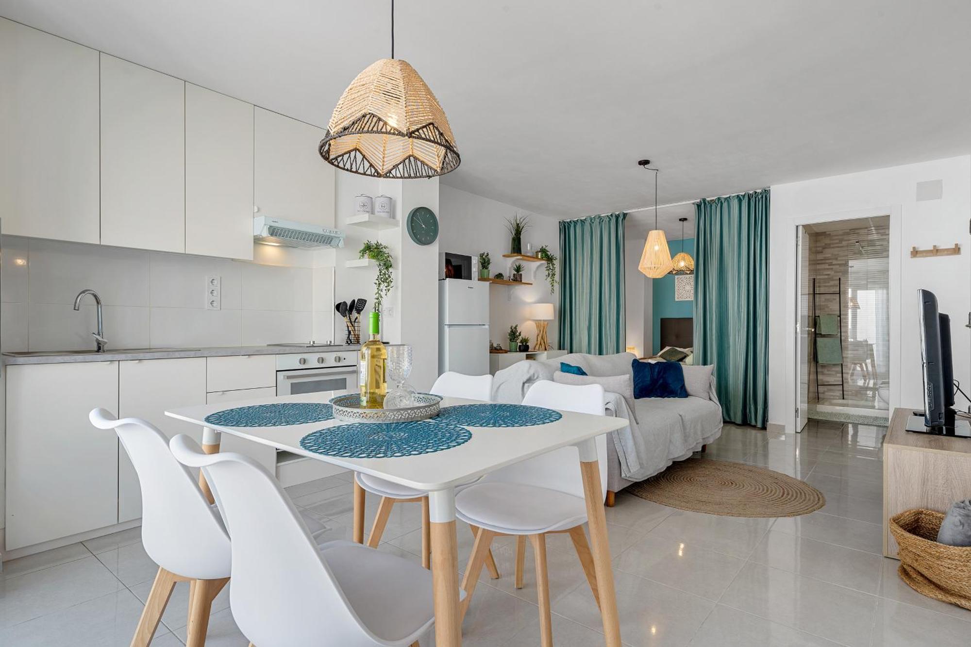 Casa Amorosa Apartment With Pool - Close To Beach, City Centre And Bus Station Torrevieja Dış mekan fotoğraf
