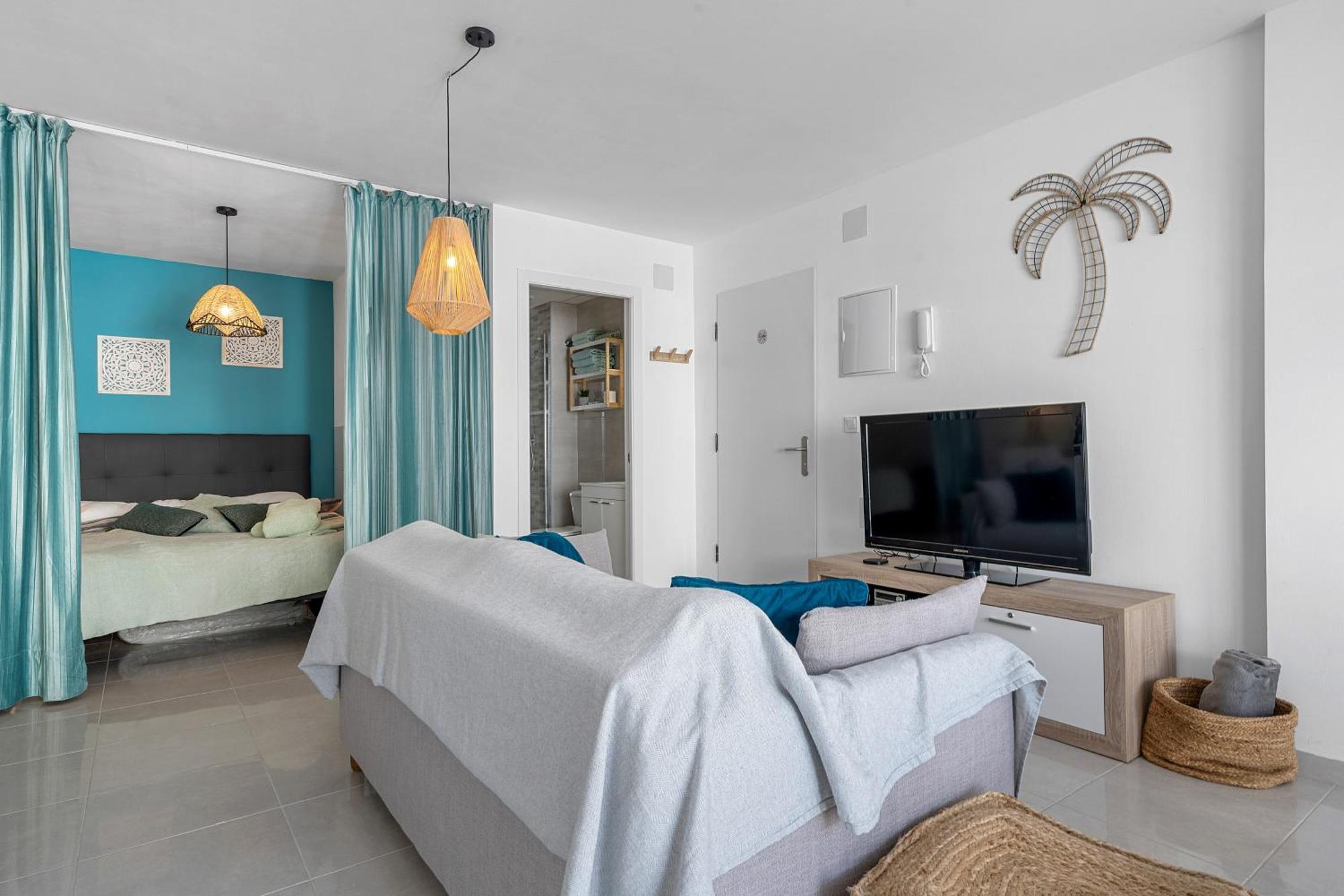 Casa Amorosa Apartment With Pool - Close To Beach, City Centre And Bus Station Torrevieja Dış mekan fotoğraf
