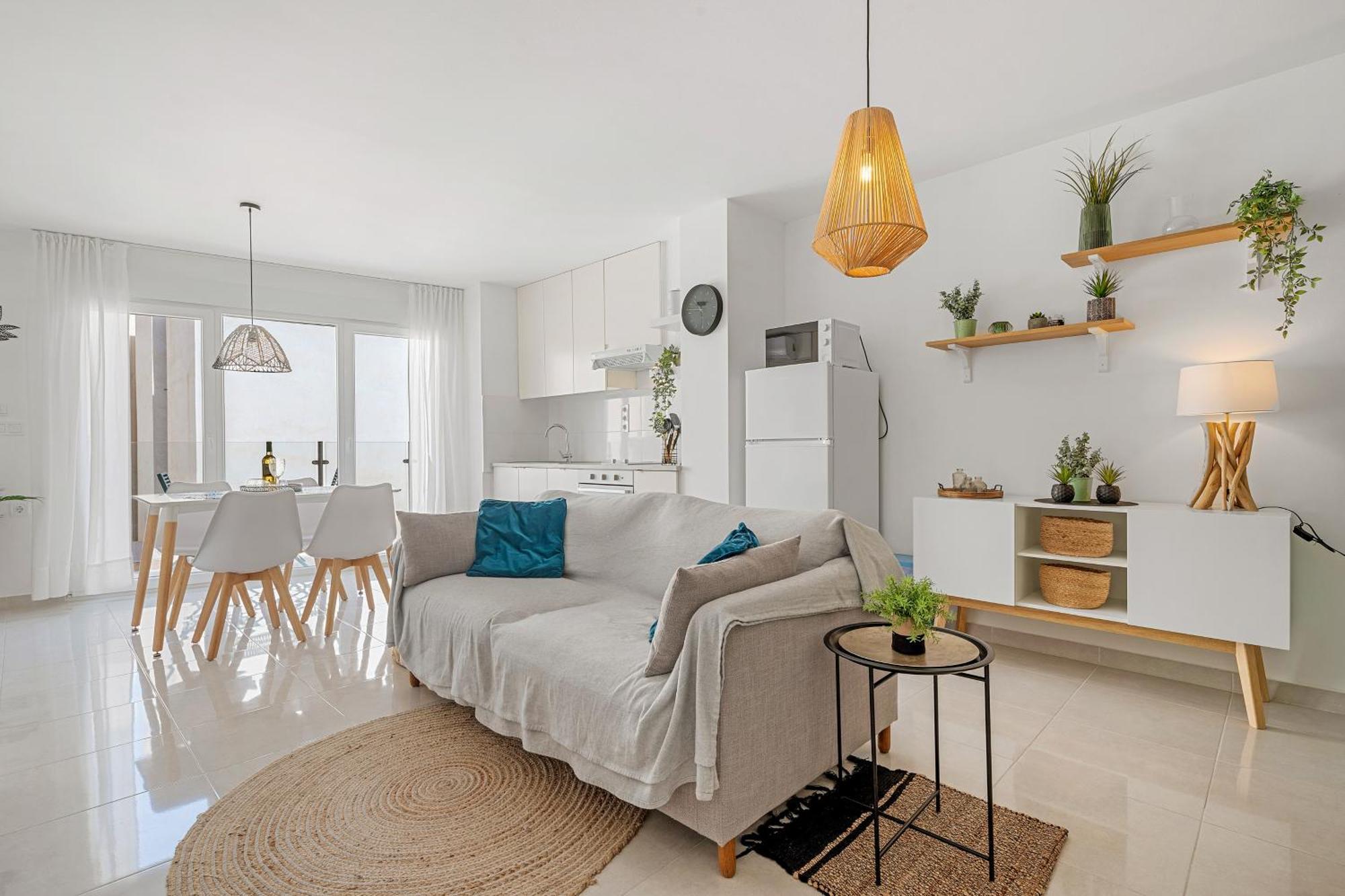 Casa Amorosa Apartment With Pool - Close To Beach, City Centre And Bus Station Torrevieja Dış mekan fotoğraf
